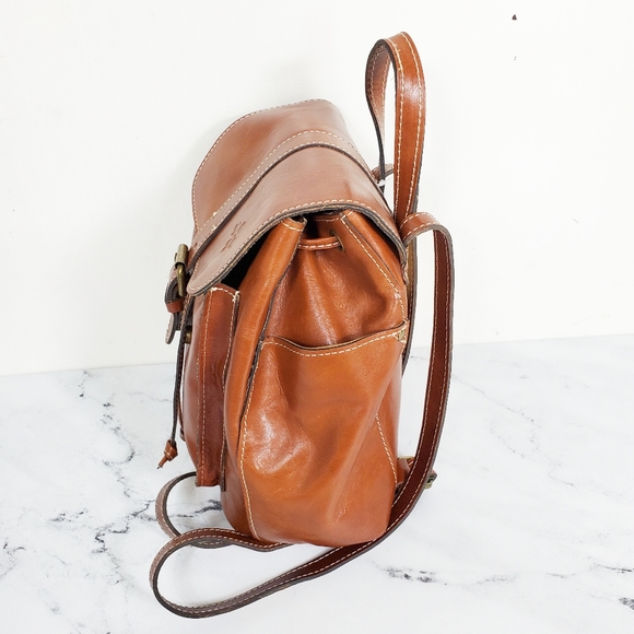 Patricia Nash Heritage Aberdeen Backpack - Picture 5 of 8